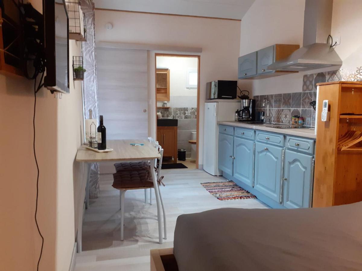 Studio Independant Dans Villa Neffies 外观 照片