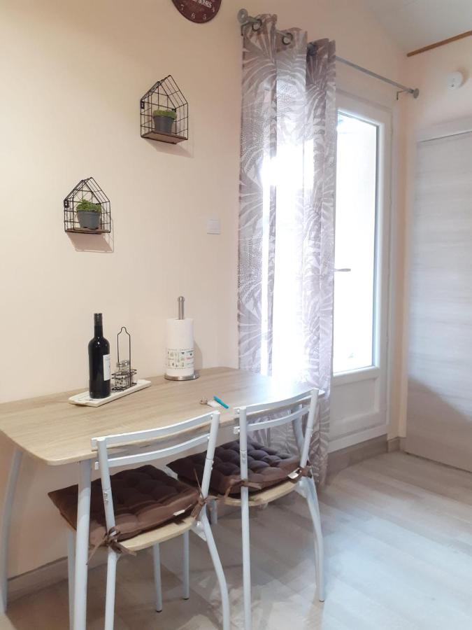 Studio Independant Dans Villa Neffies 外观 照片